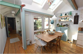 Stylish 3 bed house with parking in Bermondsey, SE1